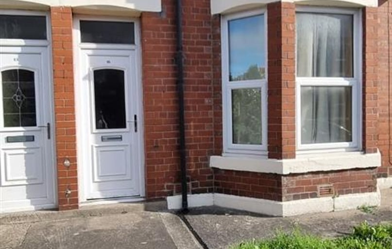 Simonside Terrace, Heaton, Newcastle - Image 1